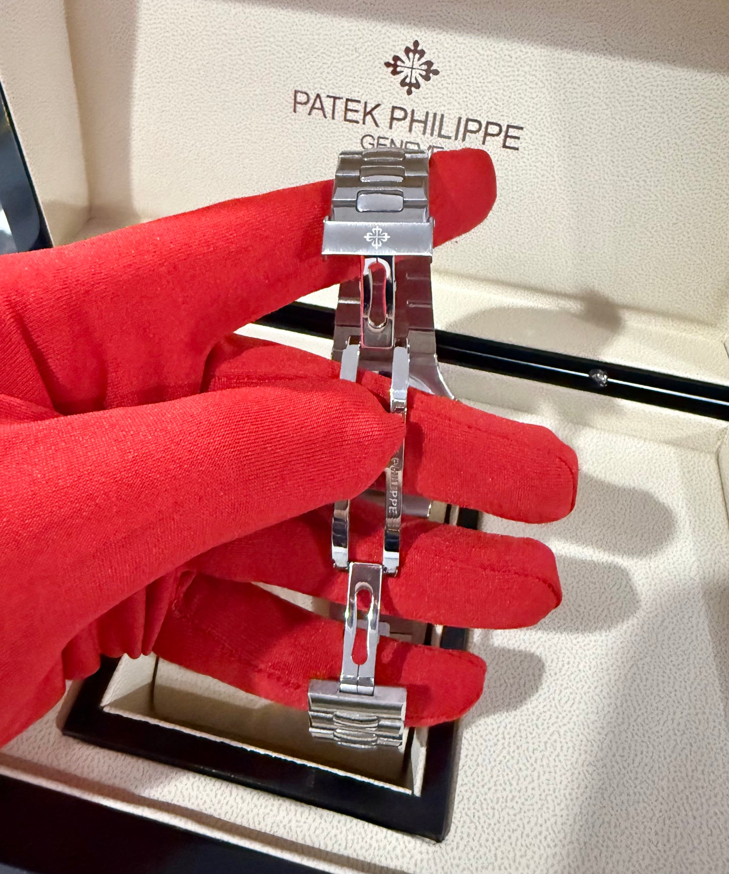 Reloj PATEK PHILIPPE Nautilus Calendario Anual Fase Lunar