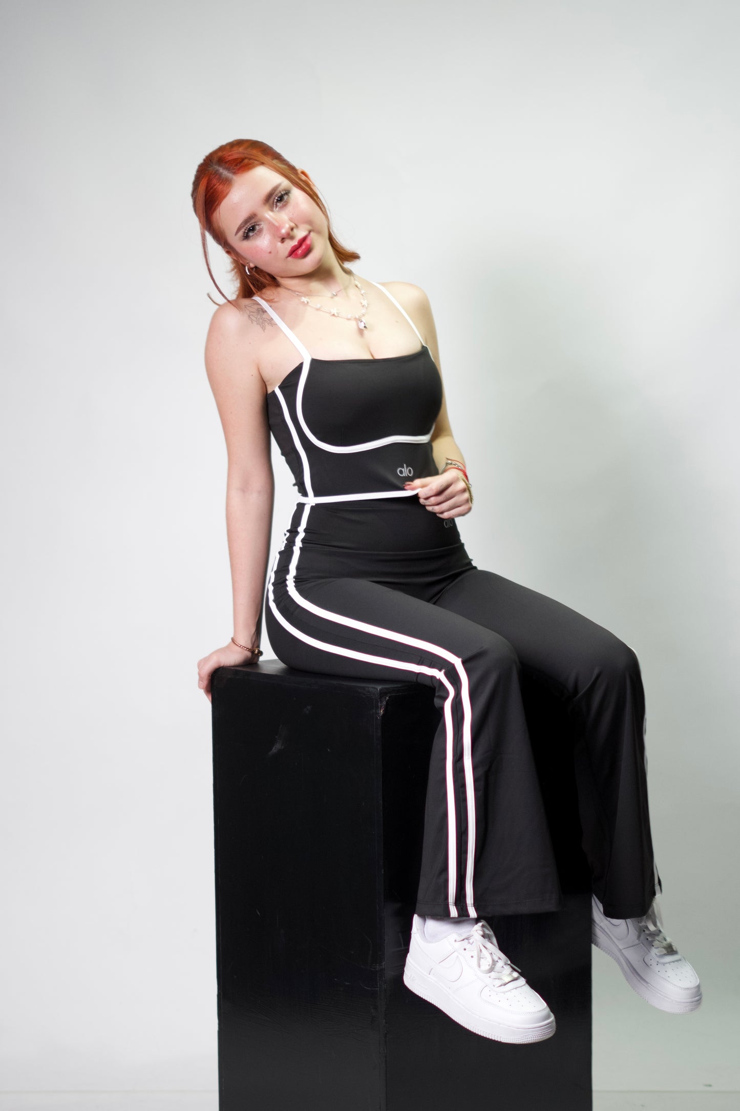 alo Conjunto Dama Negro