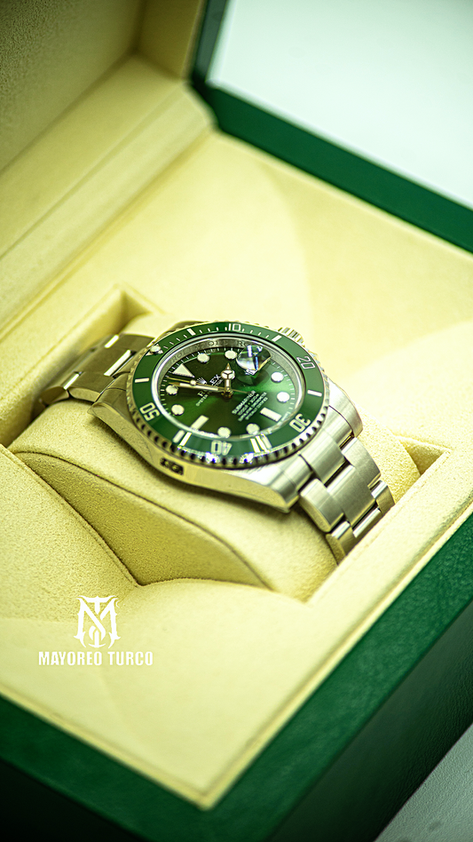 Rolex Submariner “Hulk”