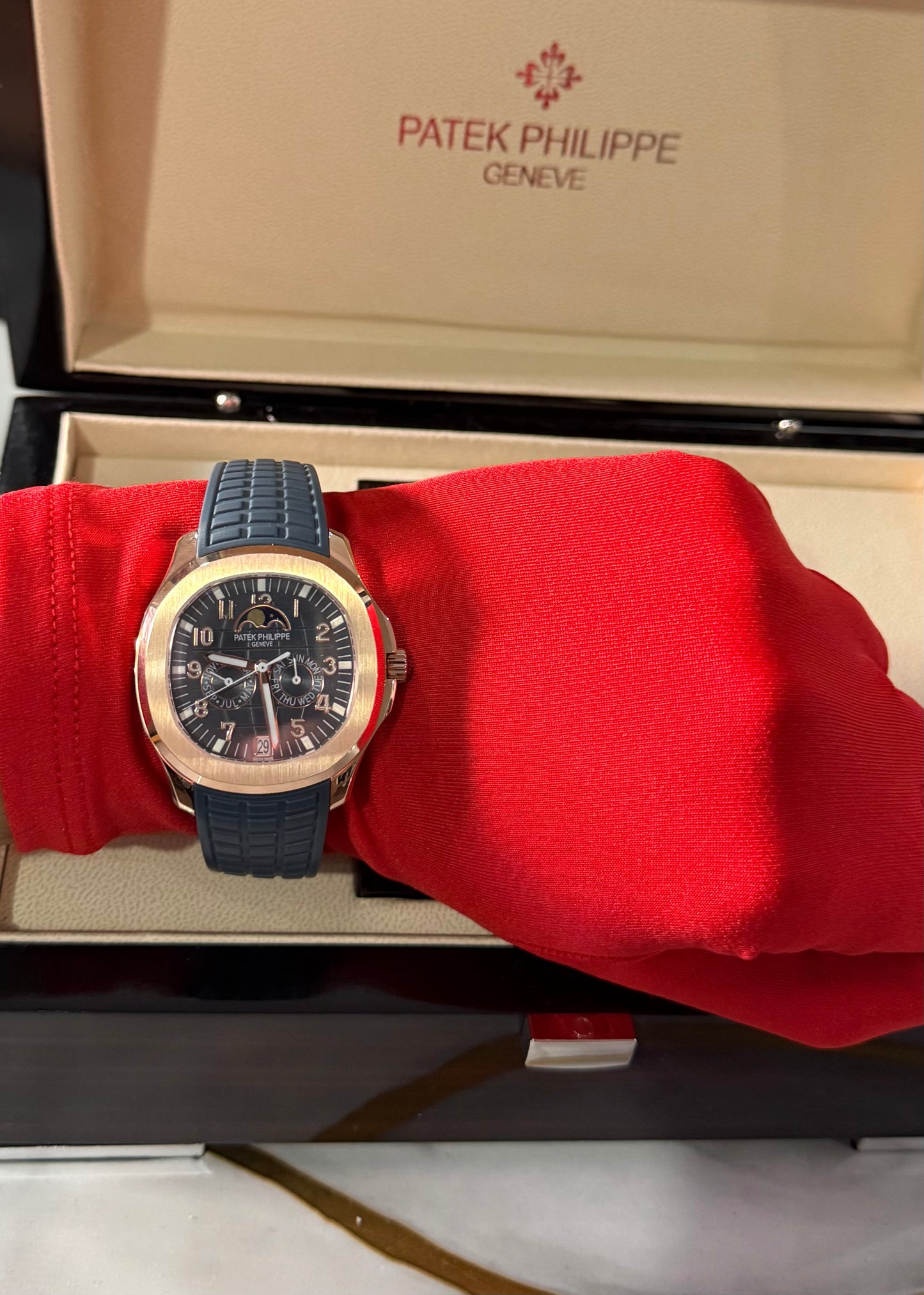 Reloj PATEK PHILIPPE Aquanaut Annual Calendar